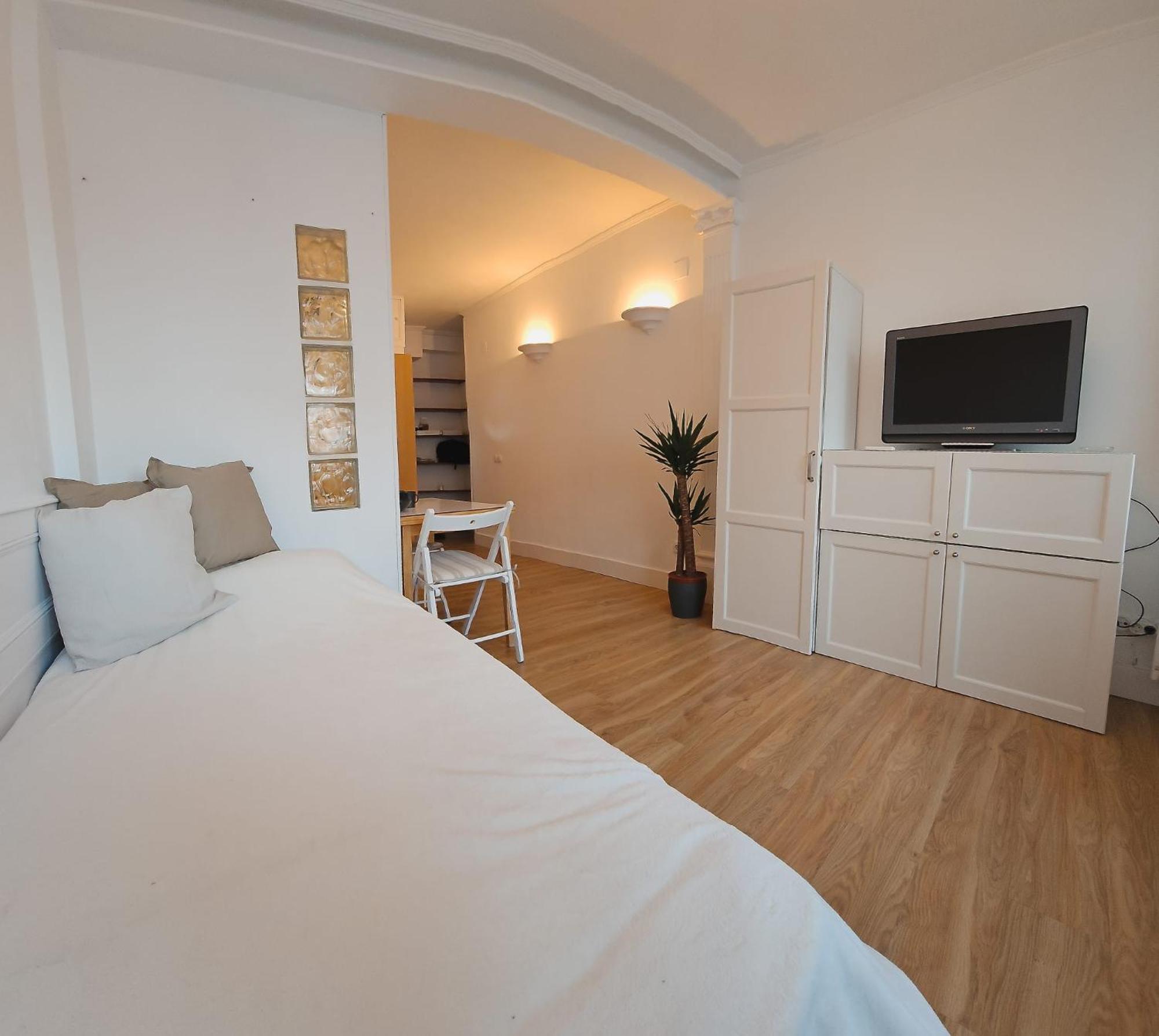 Fuencarral Figueroa Centro Parking Apartment Madrid Exterior foto